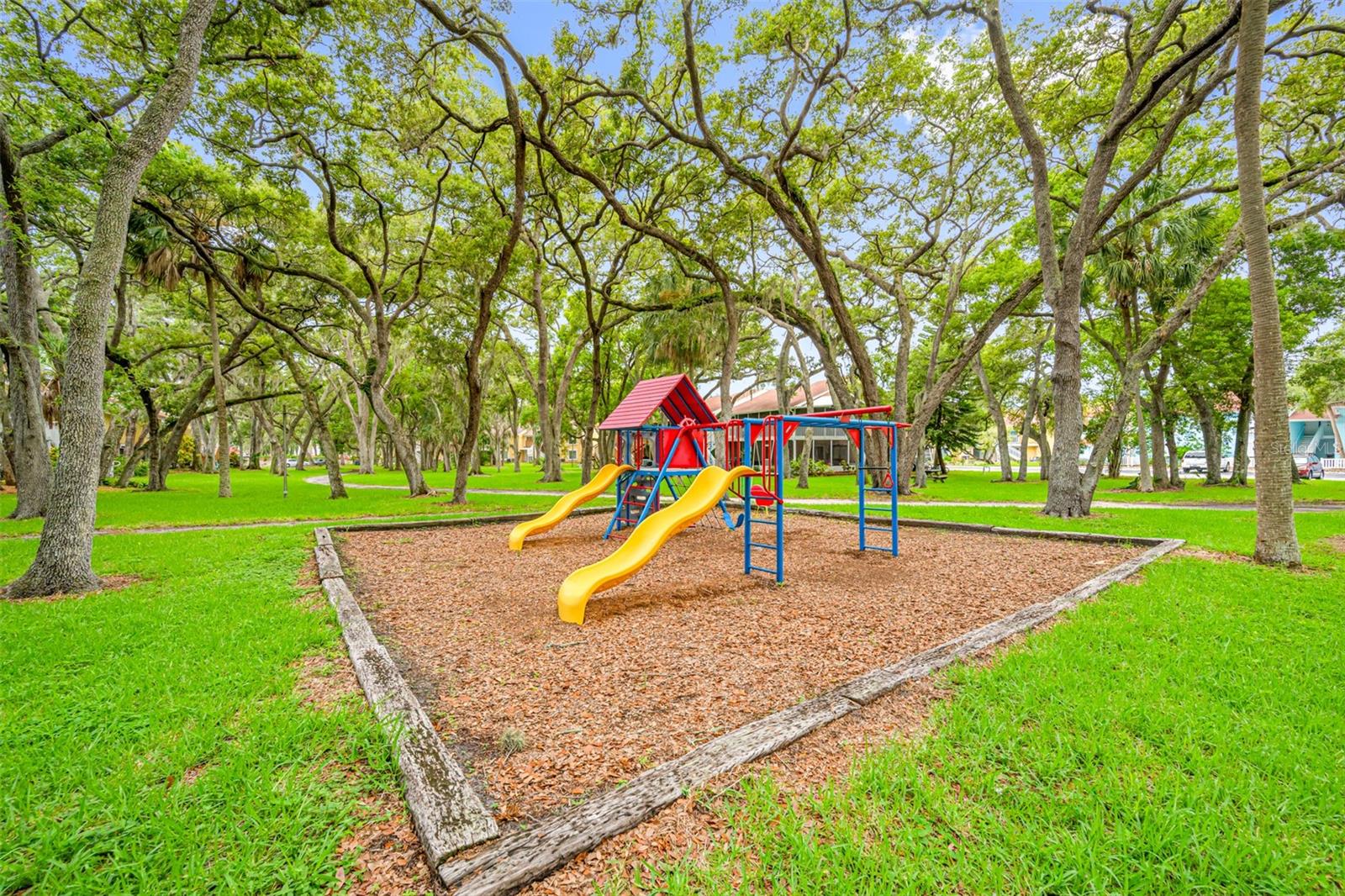 Image 41 of 48 For 3715 42nd Way S E