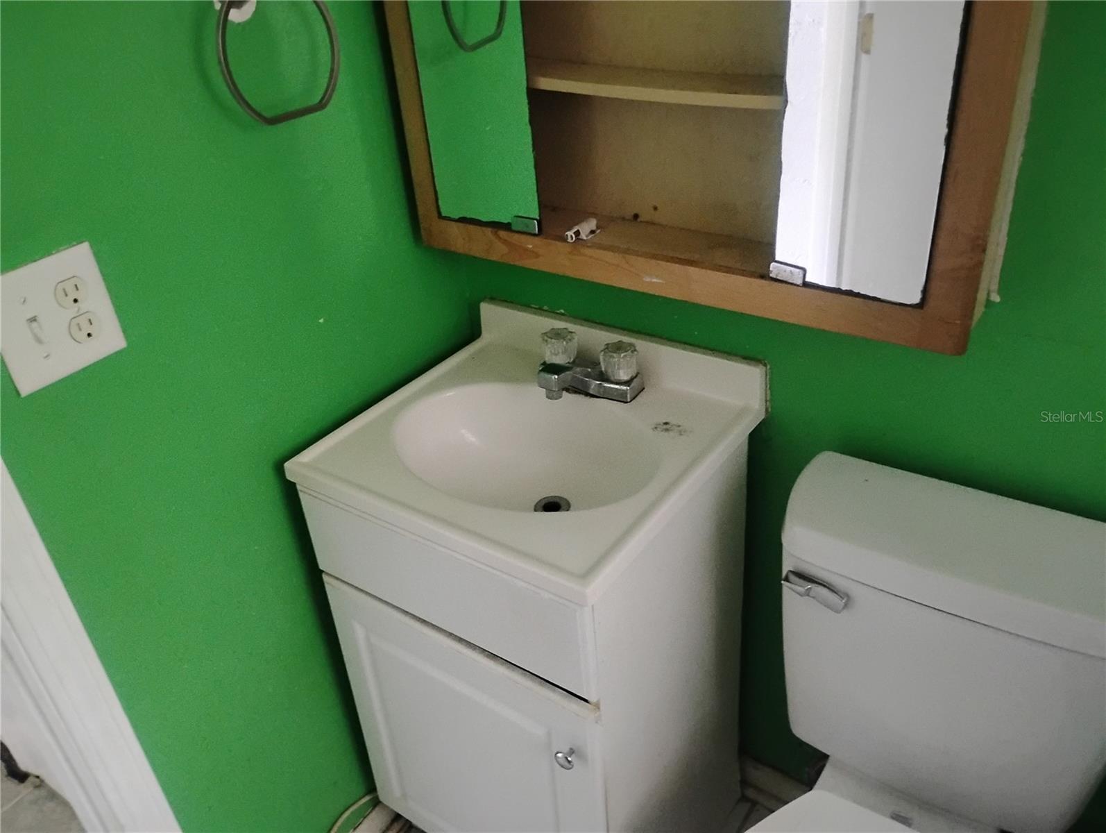 Image 6 of 17 For 3212 Glade Drive