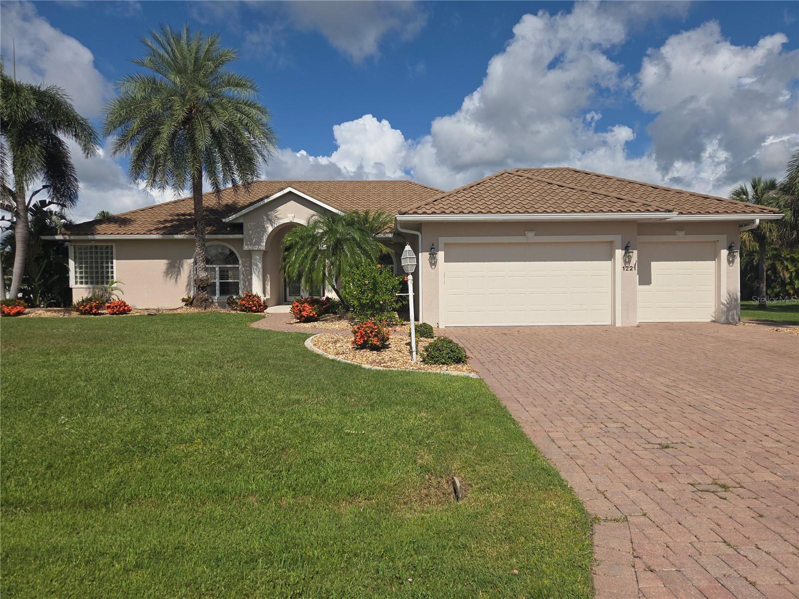Details for 1221 Peppertree Lane, PORT CHARLOTTE, FL 33952