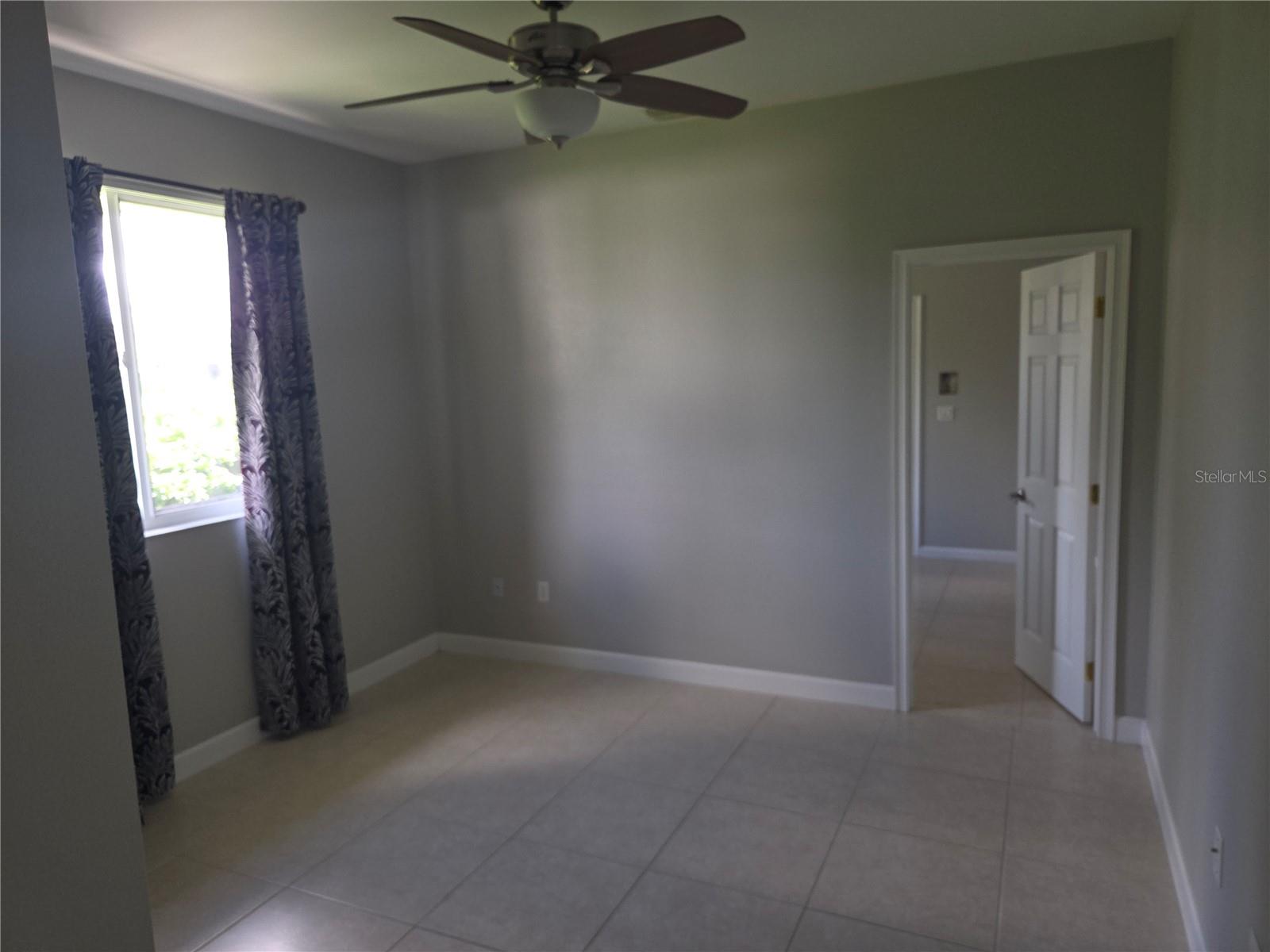 Image 9 of 29 For 1221 Peppertree Lane