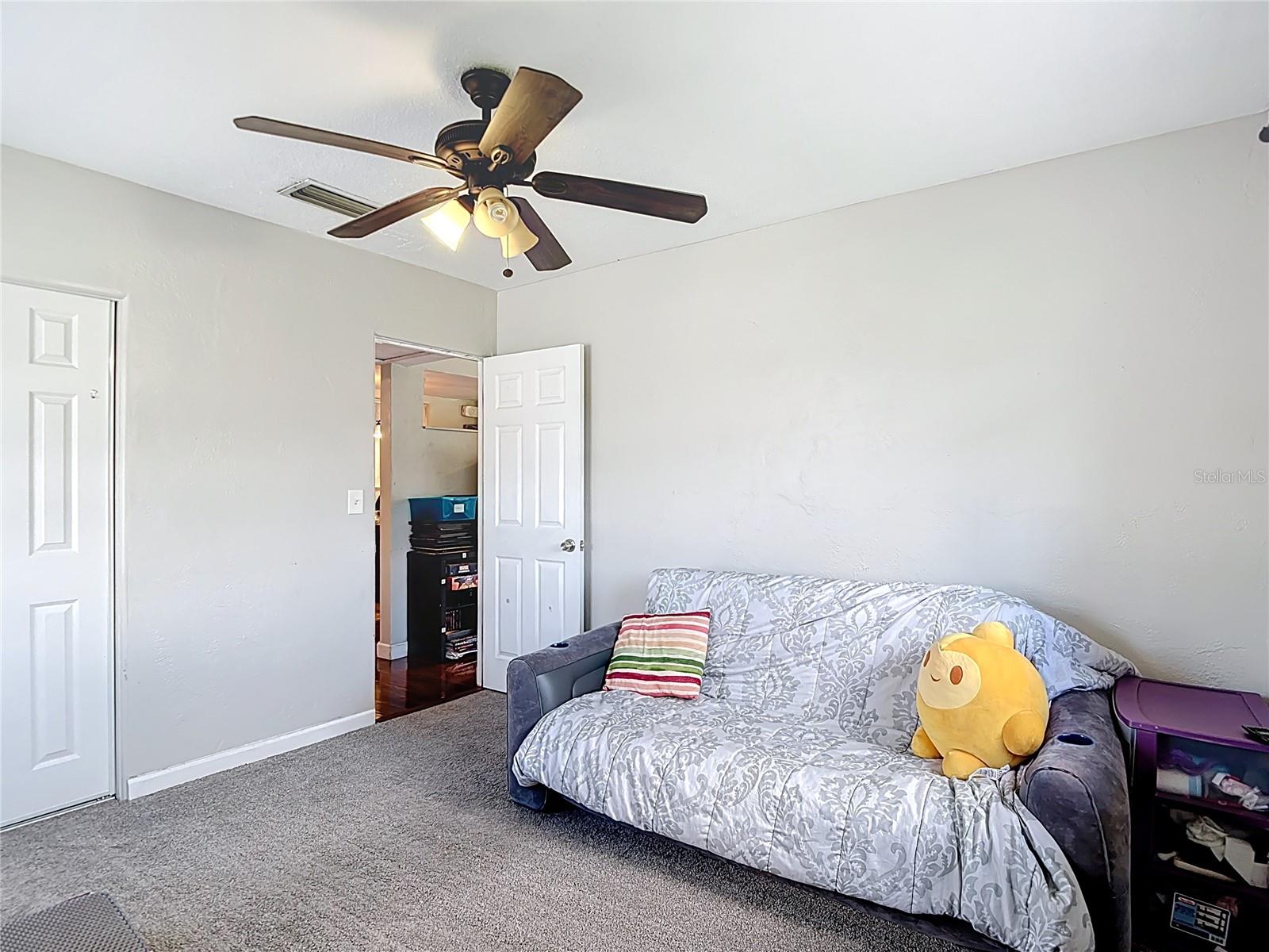 Image 18 of 44 For 5335 8th Avenue N