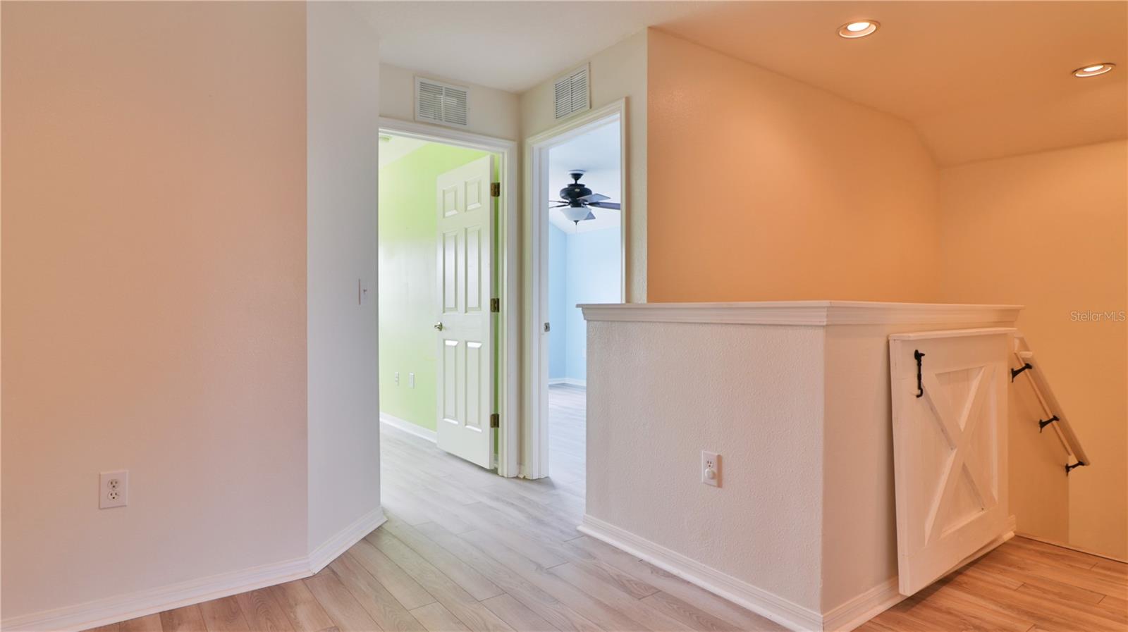 Image 18 of 24 For 16319 Bridgeglade Lane