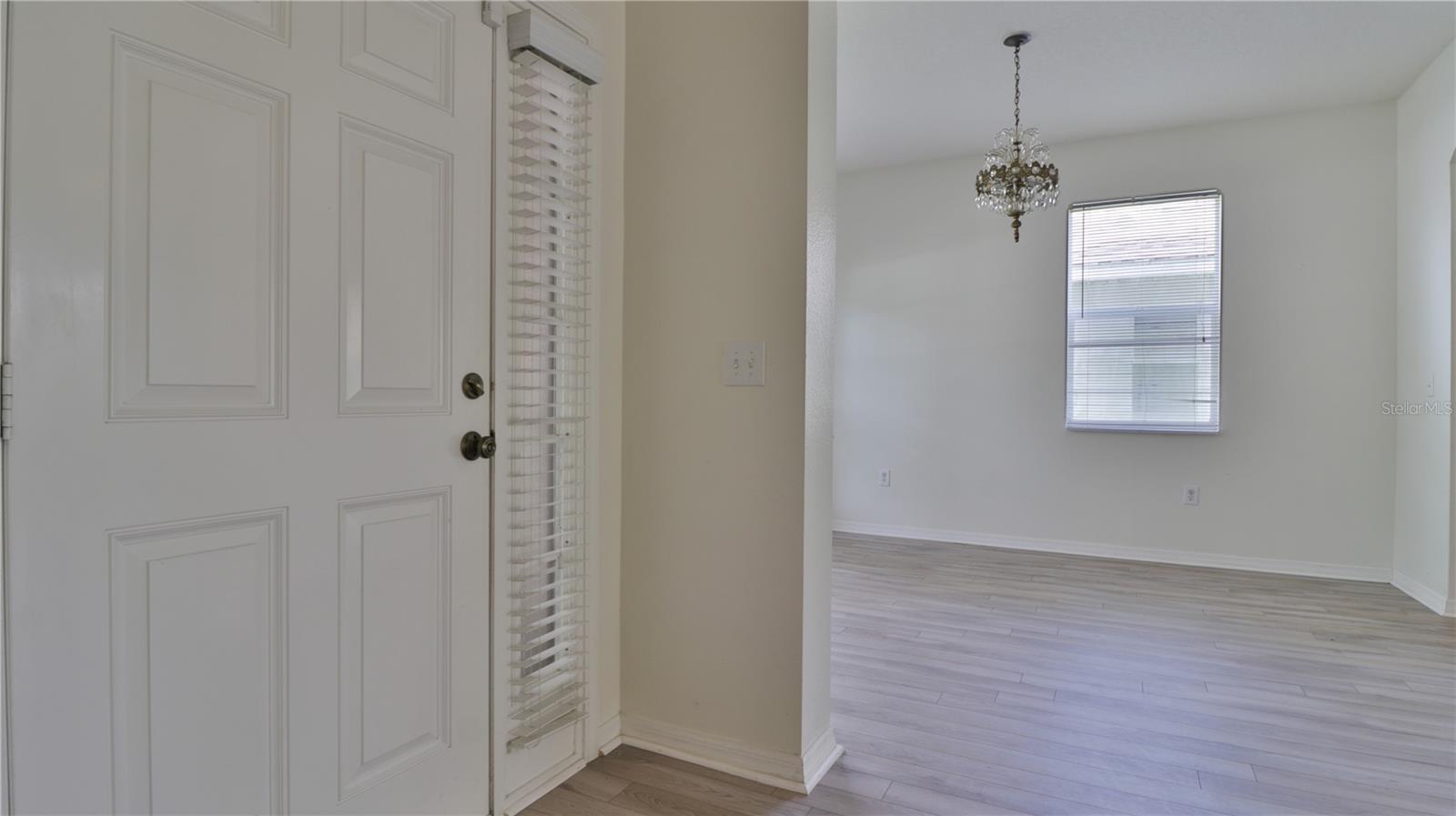 Image 2 of 24 For 16319 Bridgeglade Lane