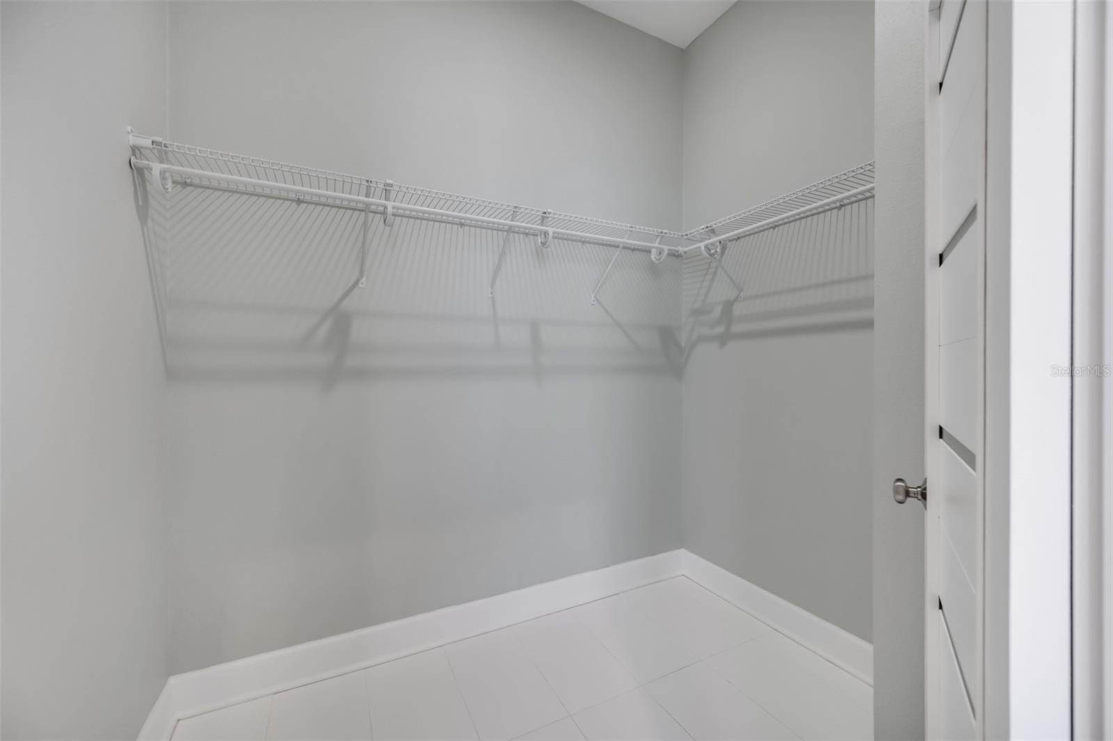Image 18 of 73 For 475 36th Avenue N