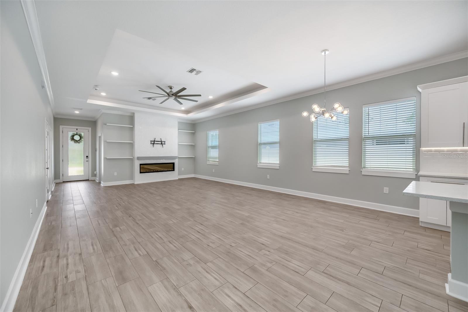 Image 22 of 73 For 475 36th Avenue N