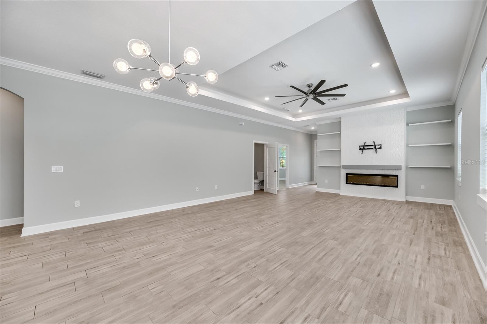 Image 23 of 73 For 475 36th Avenue N