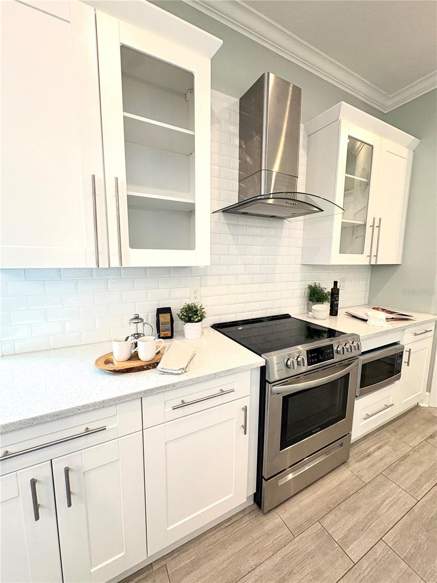 Image 36 of 73 For 475 36th Avenue N