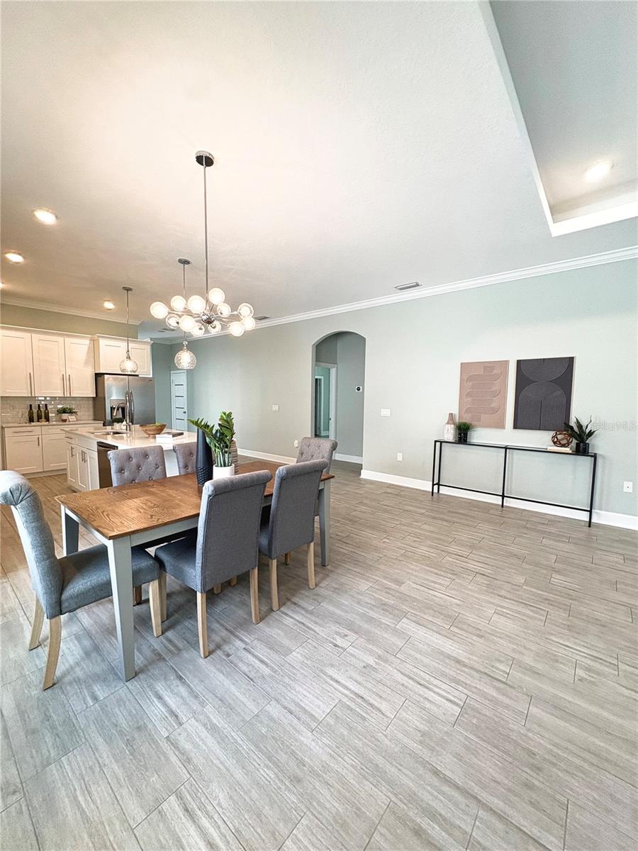 Image 37 of 73 For 475 36th Avenue N