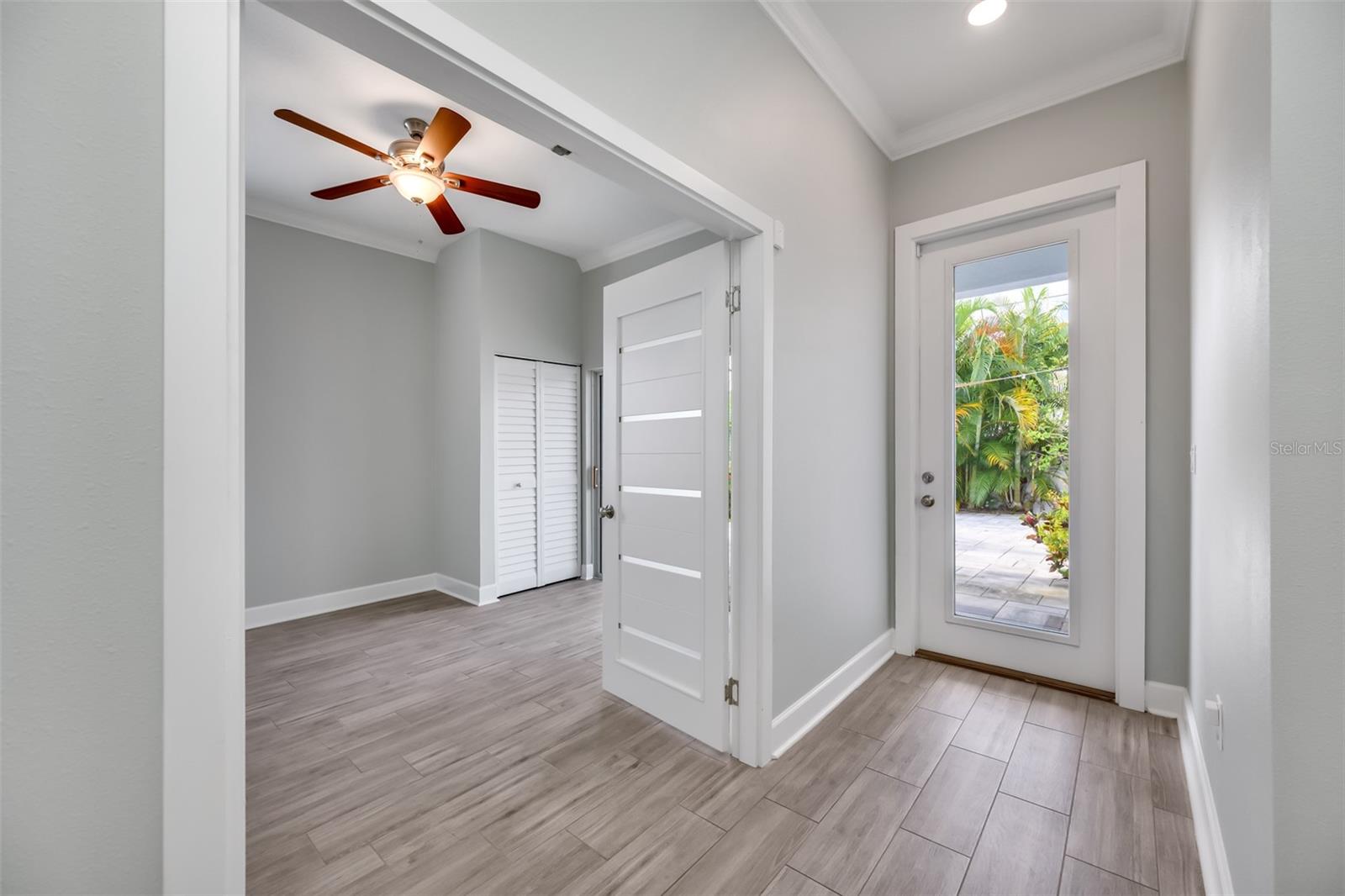 Image 38 of 73 For 475 36th Avenue N