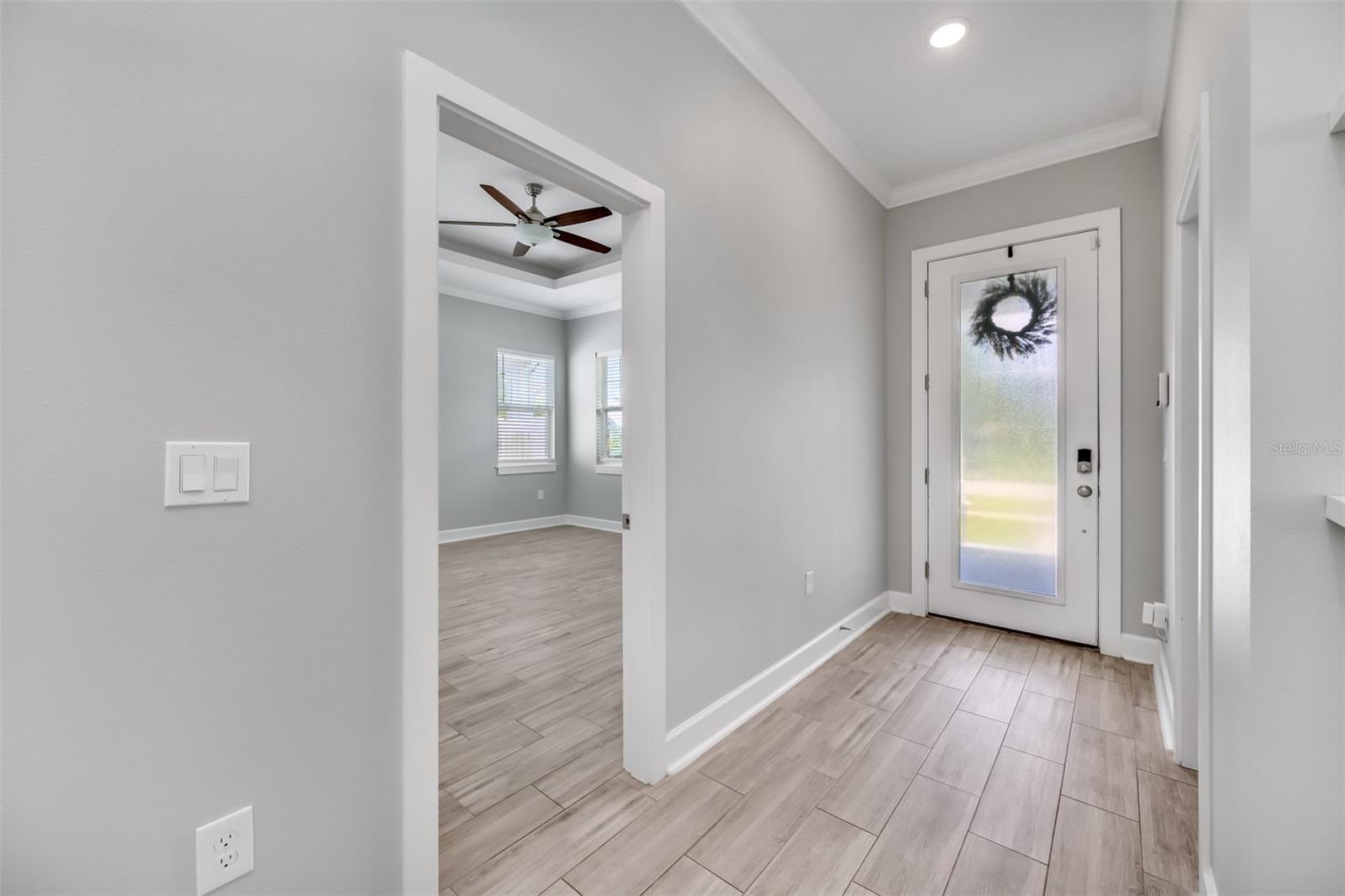 Image 6 of 73 For 475 36th Avenue N