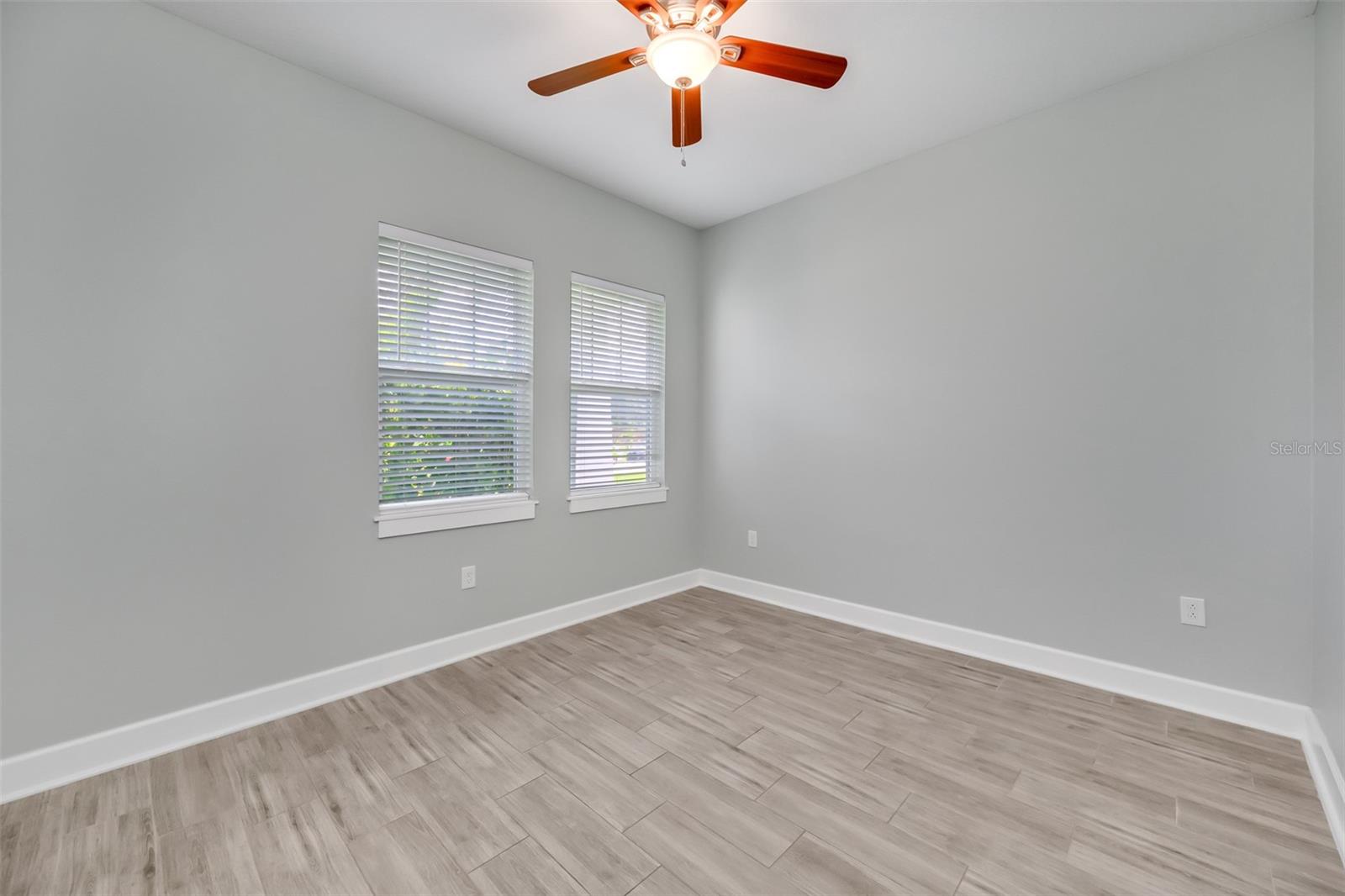Image 8 of 73 For 475 36th Avenue N