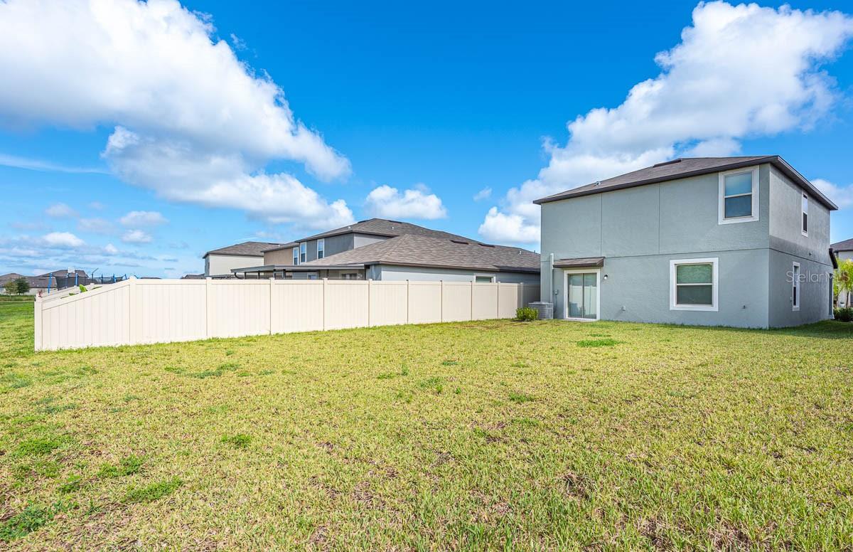Image 19 of 22 For 14423 Touch Gold Lane
