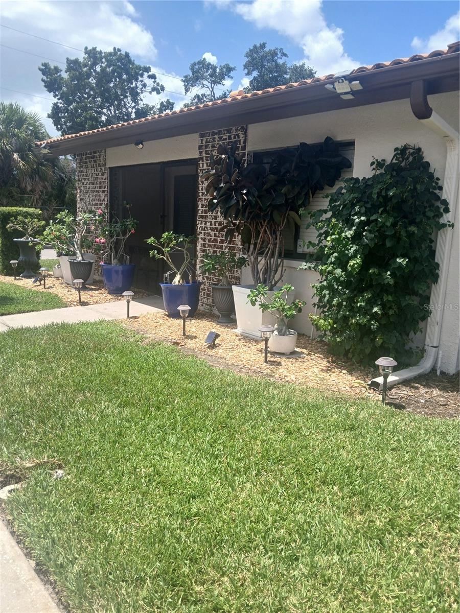 Image 2 of 11 For 7360 Ulmerton Road 17a