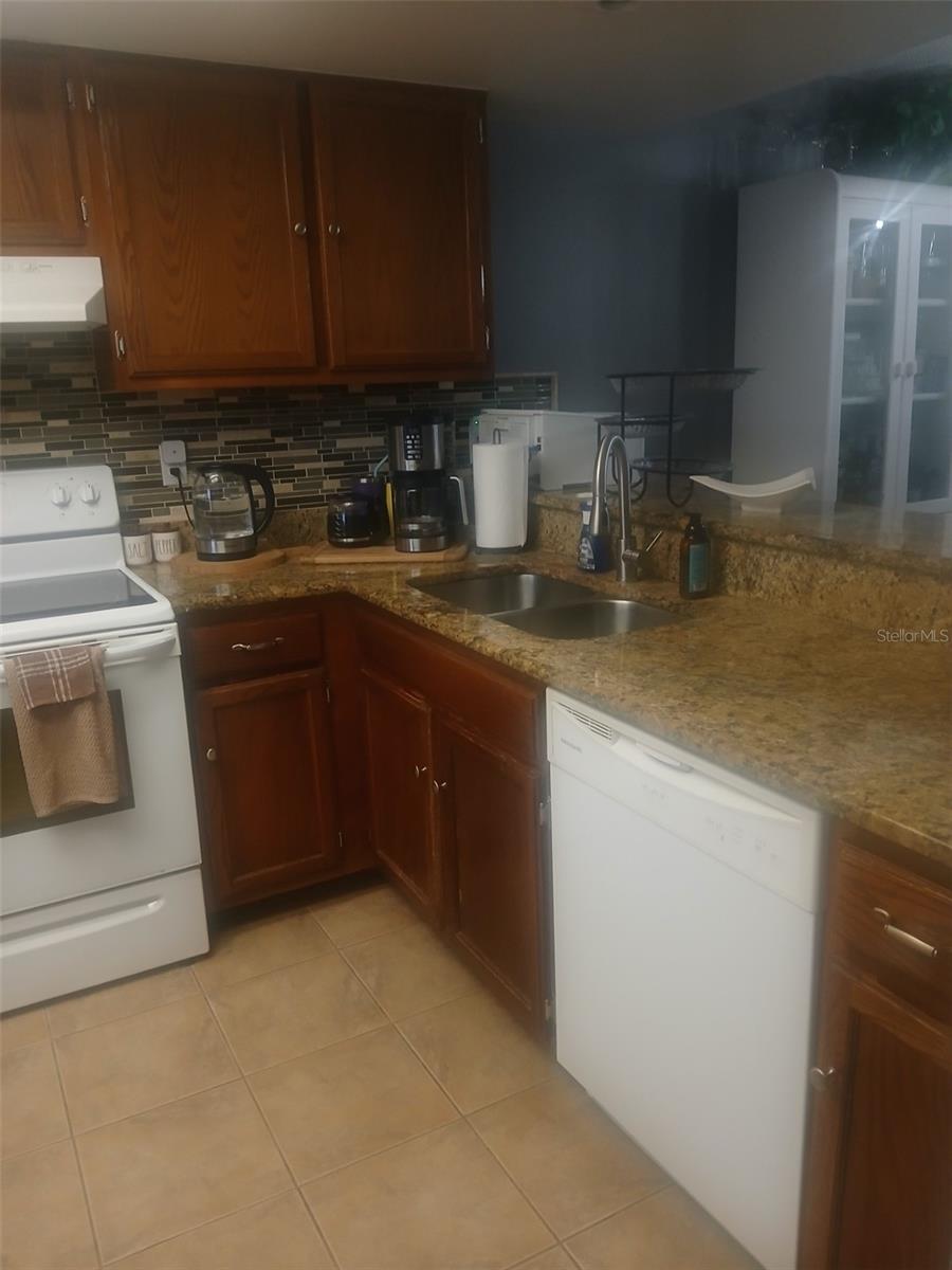 Image 22 of 22 For 7360 Ulmerton Road 17a