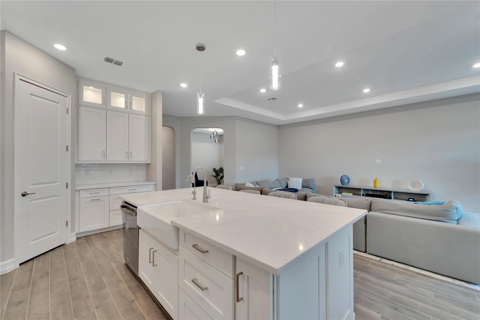 Image 13 of 89 For 2318 5th Street E