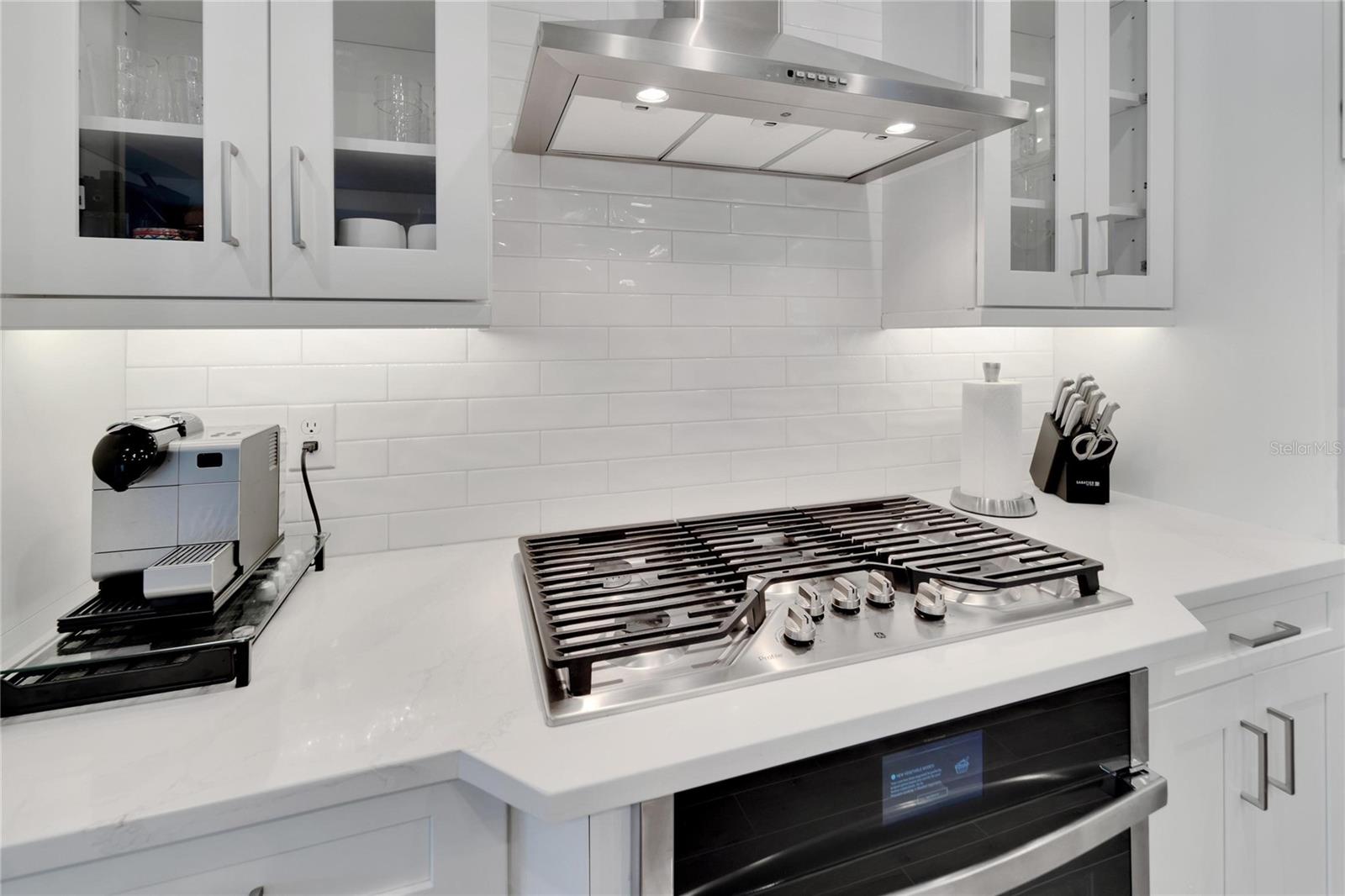 Image 15 of 89 For 2318 5th Street E