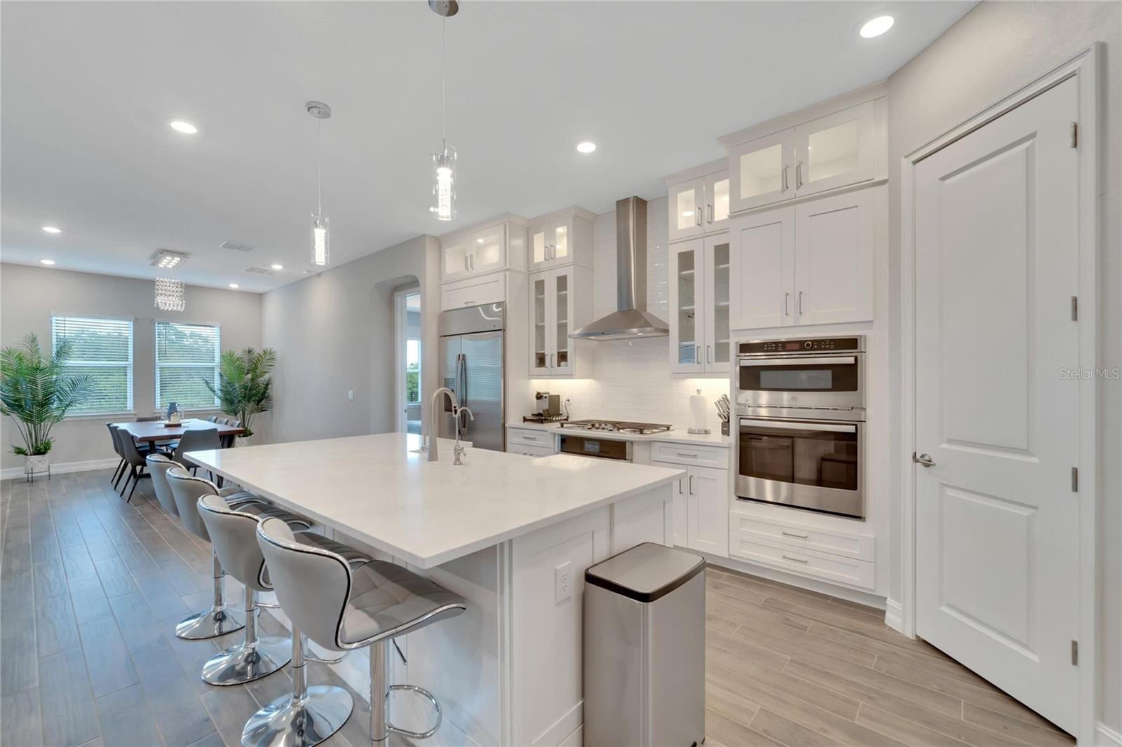 Image 16 of 89 For 2318 5th Street E