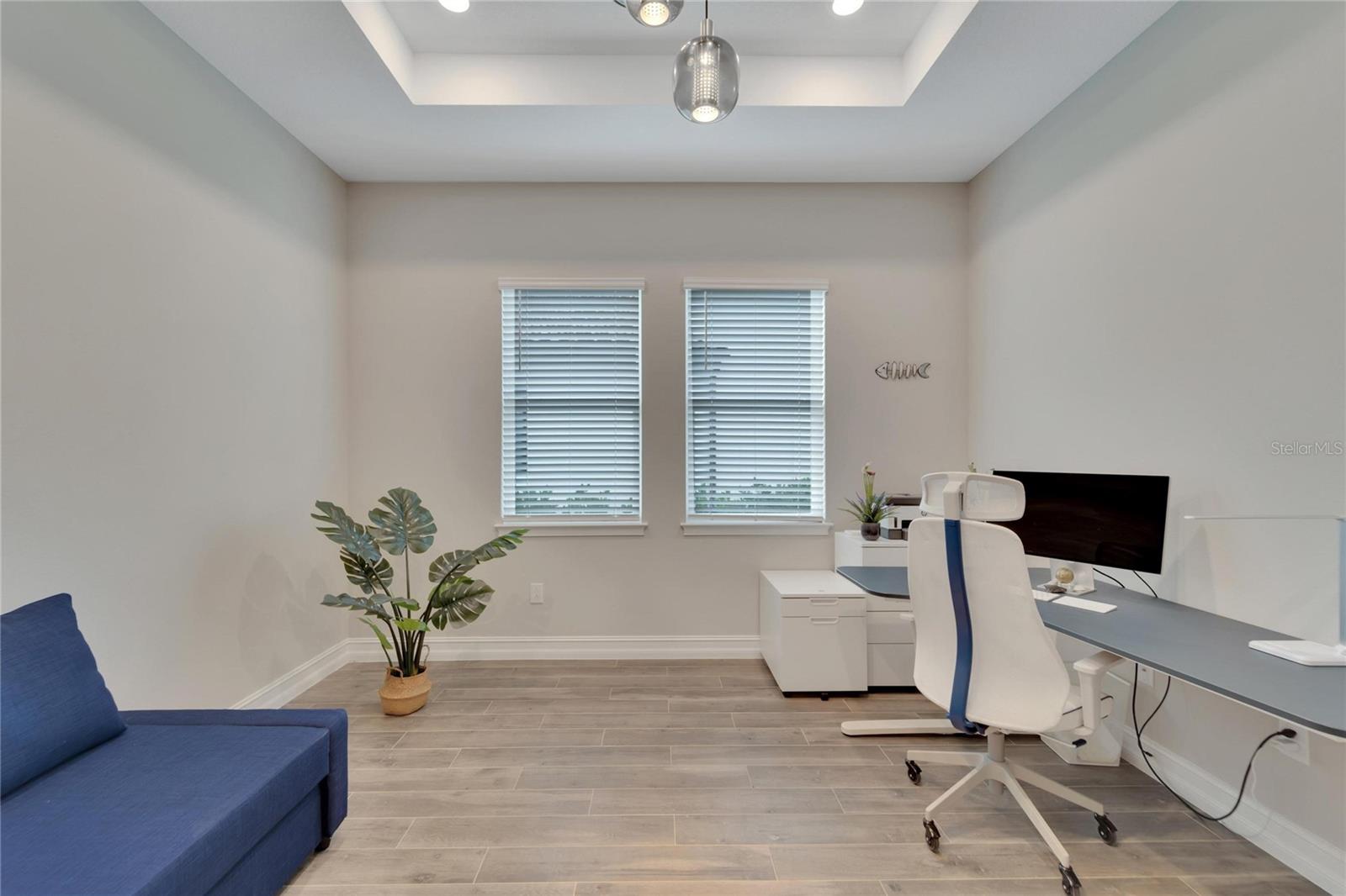 Image 21 of 89 For 2318 5th Street E