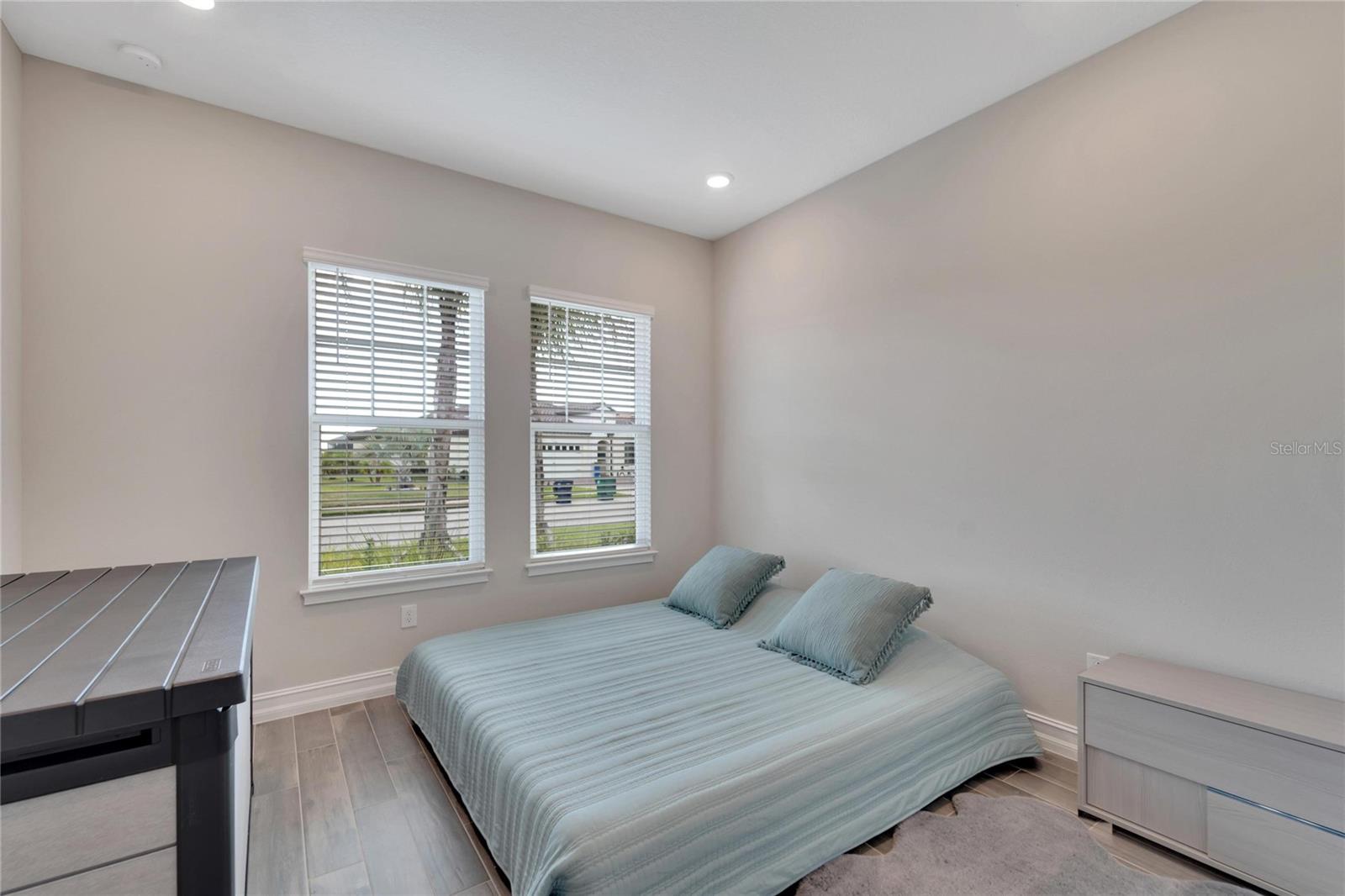 Image 34 of 89 For 2318 5th Street E