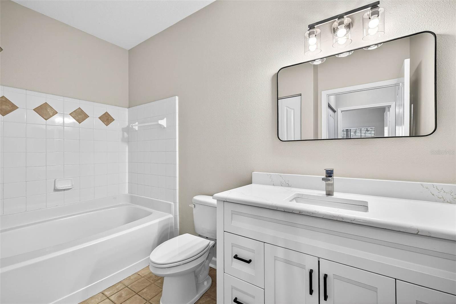 Image 19 of 38 For 4207 Dale Mabry Highway 12109