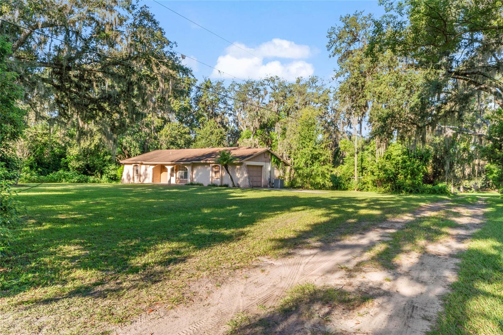 Listing photo id 33 for 8807 Overlook Drive