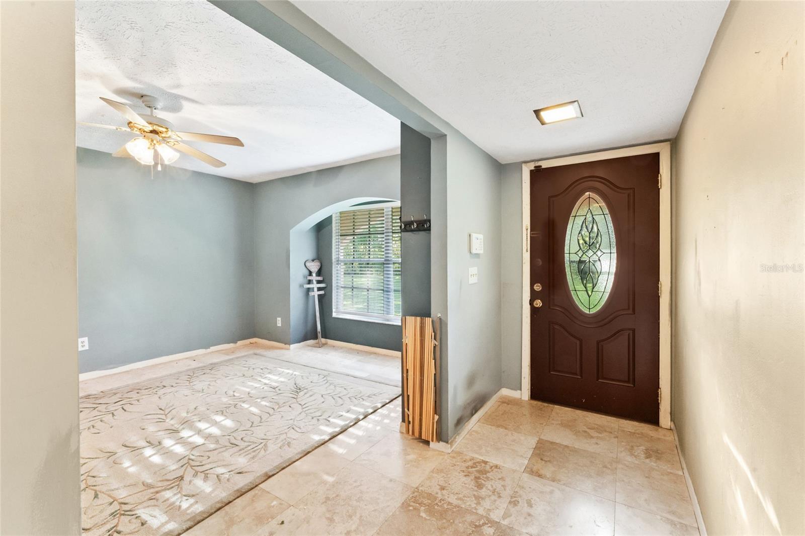 Listing photo id 4 for 8807 Overlook Drive