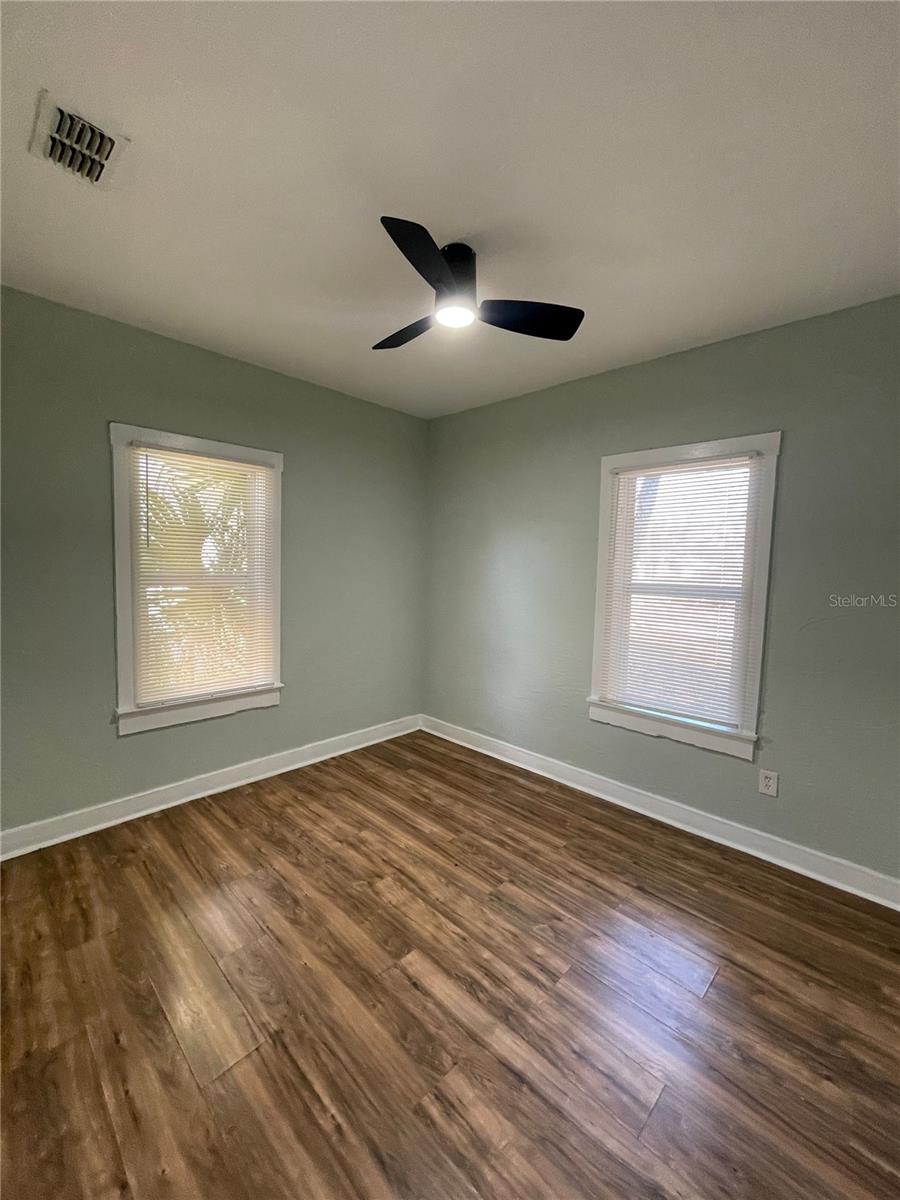 Image 12 of 14 For 1315 8th Avenue S