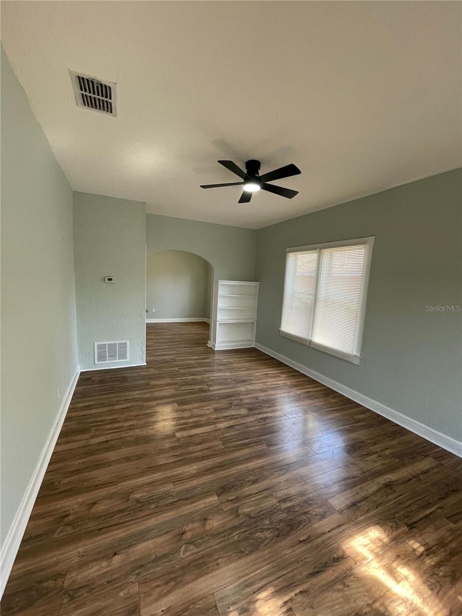 Image 4 of 14 For 1315 8th Avenue S