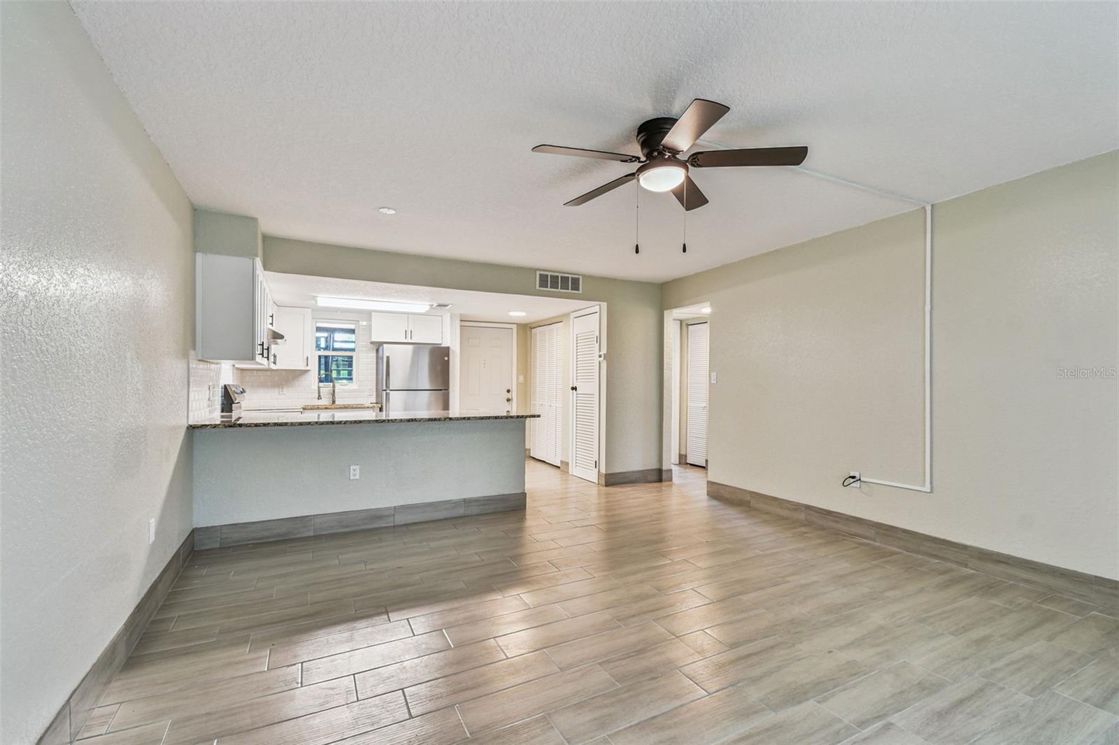 Image 13 of 67 For 4829 Onyx Lane 101