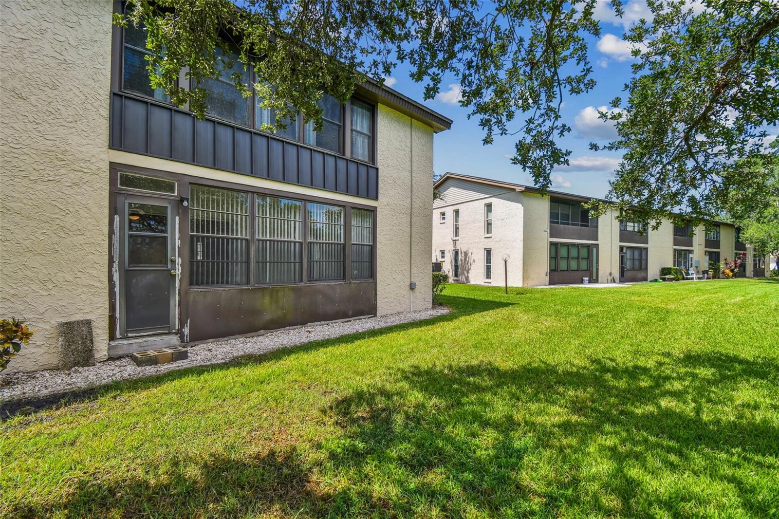 Image 32 of 67 For 4829 Onyx Lane 101