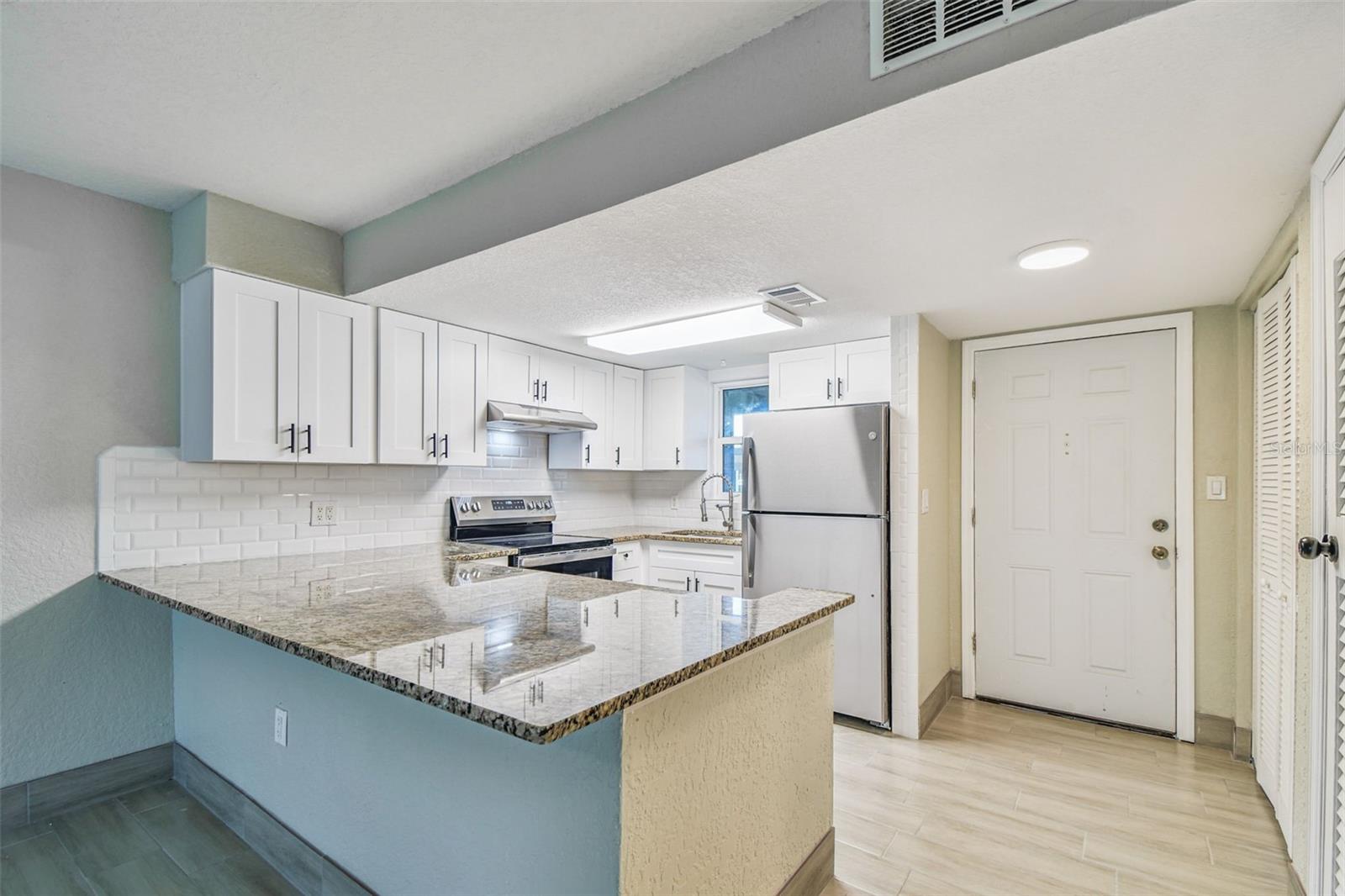 Image 5 of 67 For 4829 Onyx Lane 101