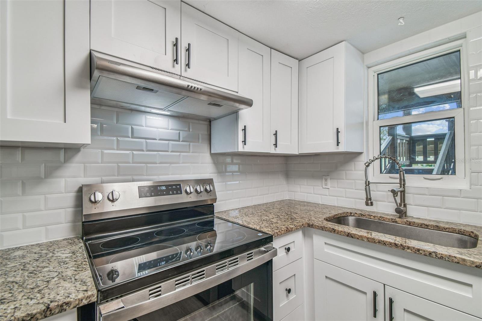 Image 8 of 67 For 4829 Onyx Lane 101