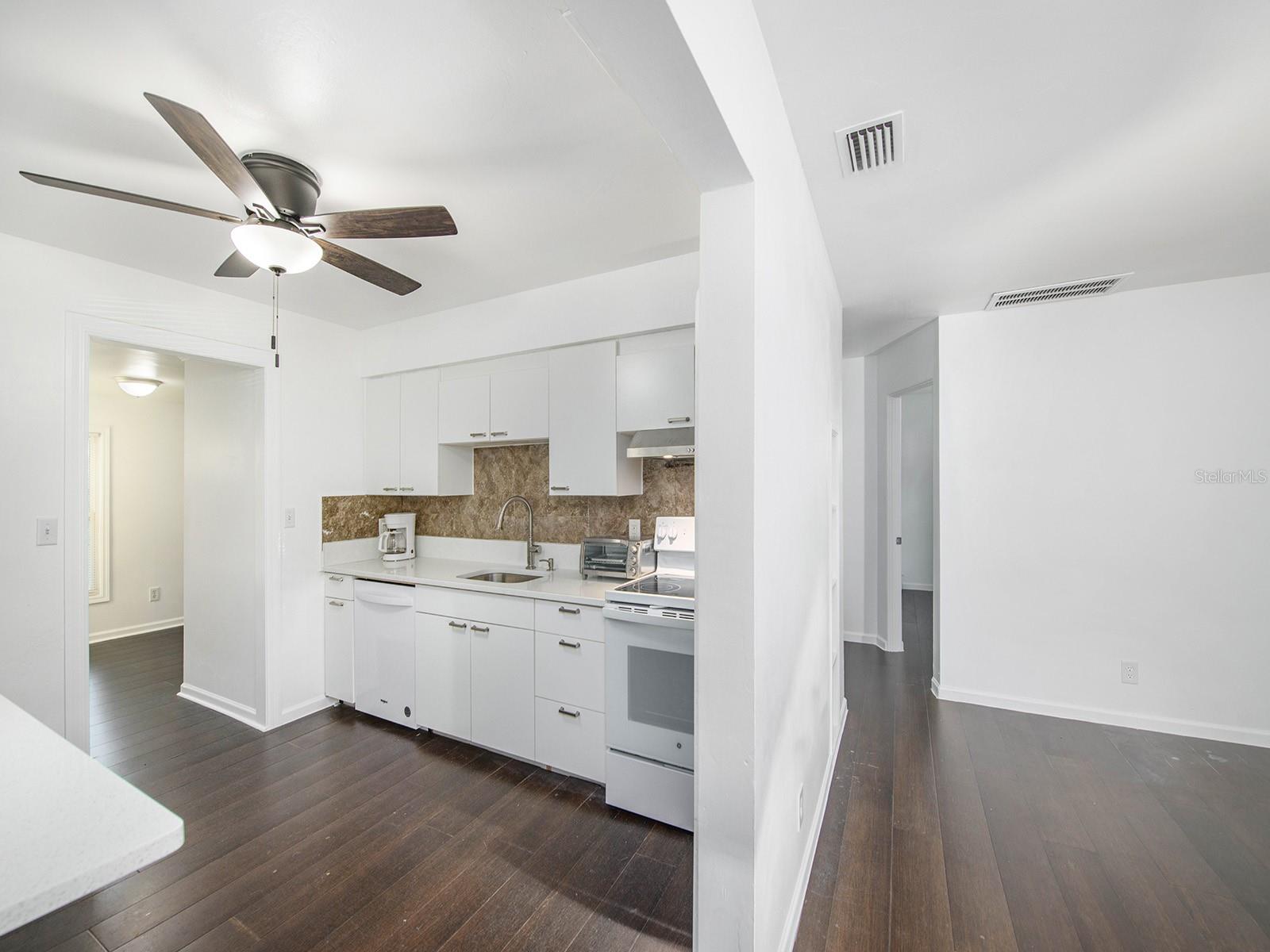 Image 6 of 25 For 4211 12th Avenue S