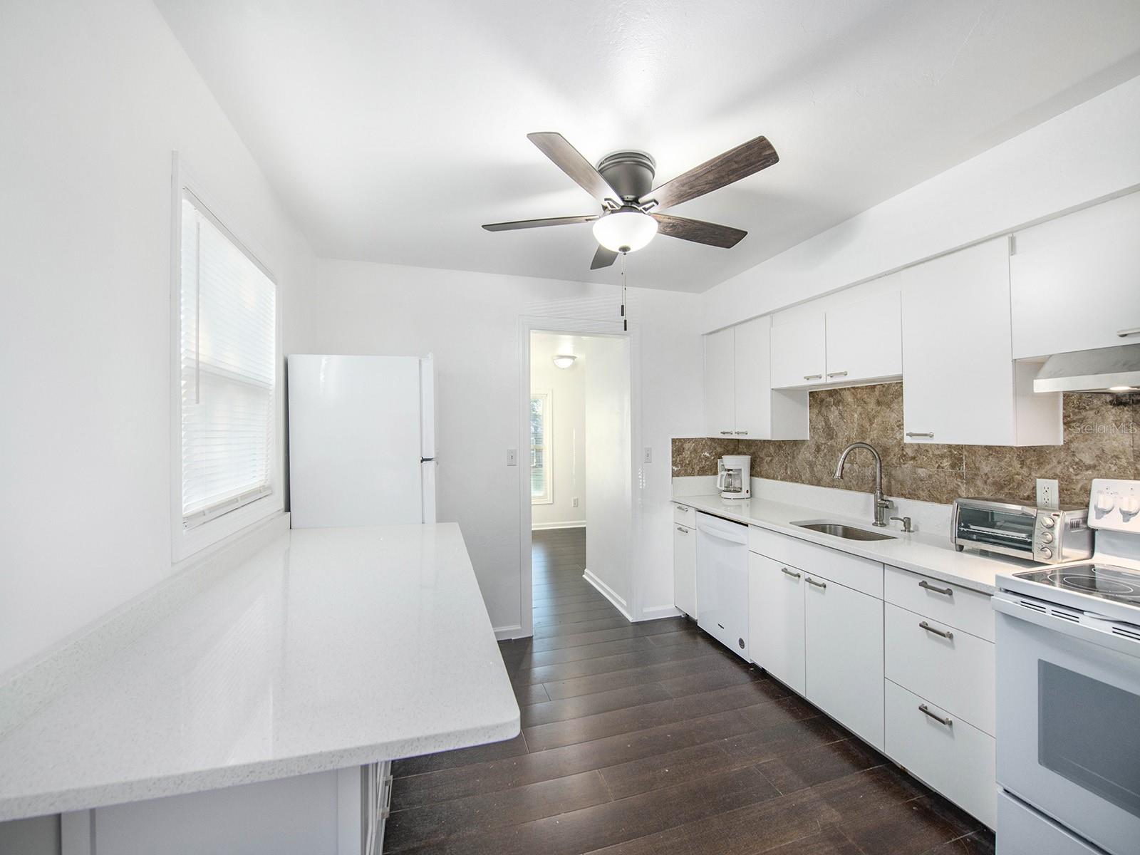 Image 7 of 25 For 4211 12th Avenue S