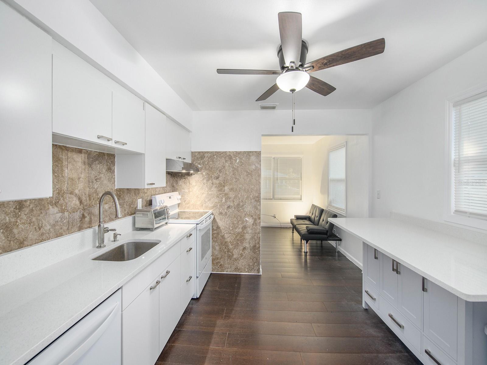 Image 8 of 25 For 4211 12th Avenue S