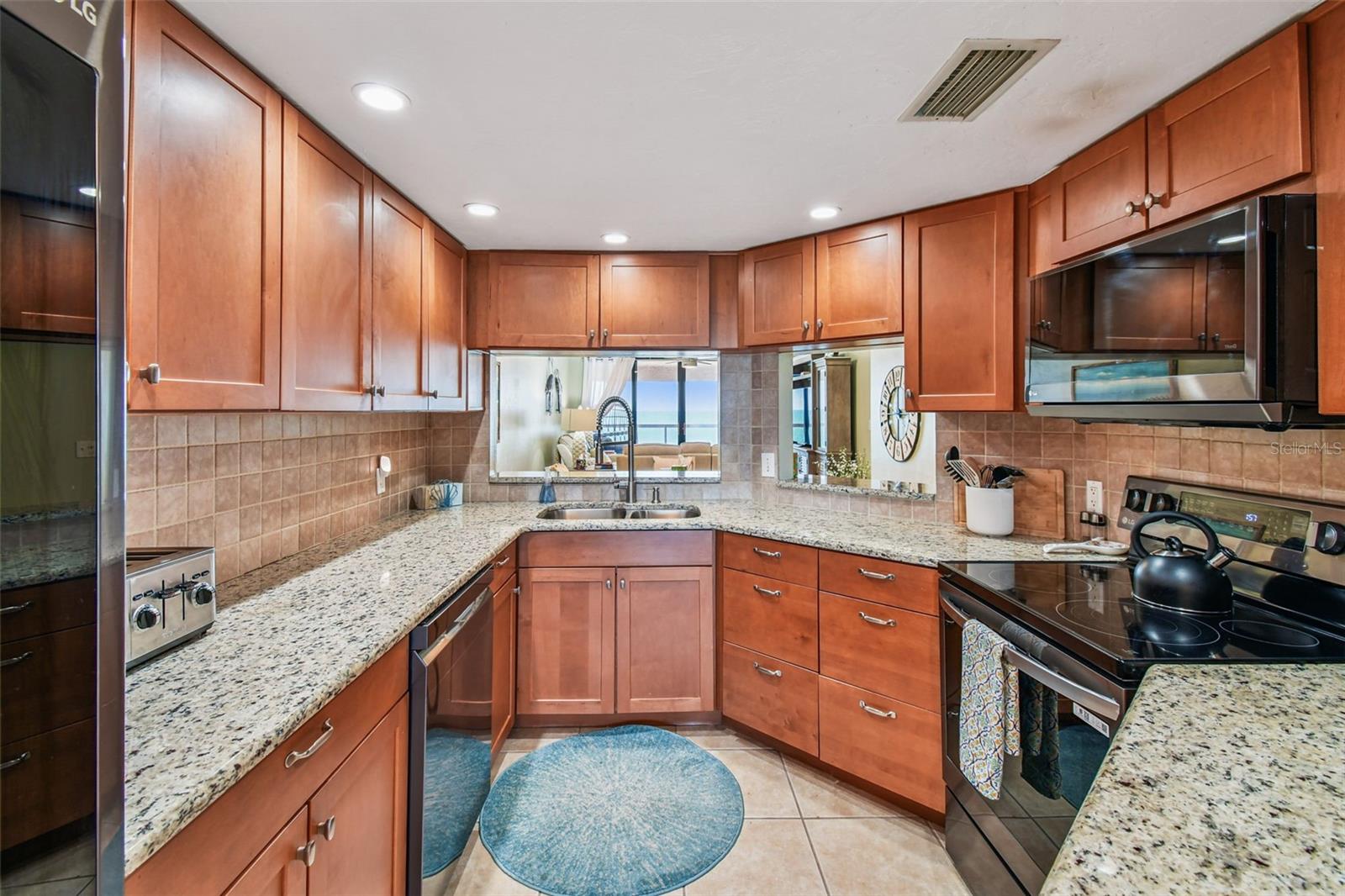 Image 11 of 30 For 1310 Gulf Boulevard 6d