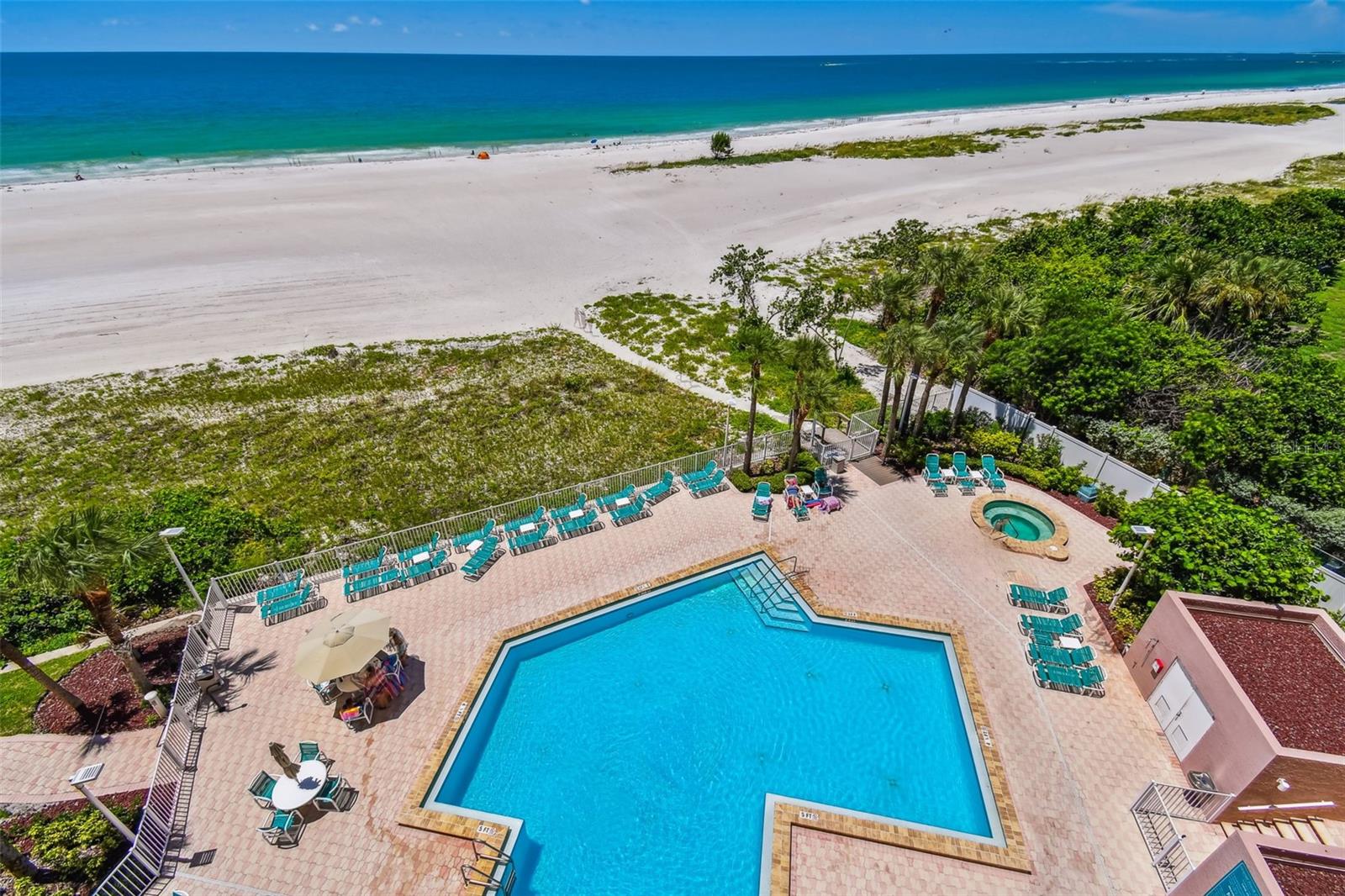 Image 27 of 30 For 1310 Gulf Boulevard 6d