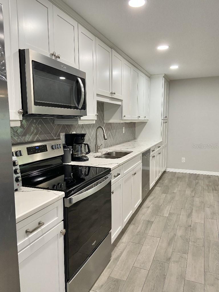 Image 6 of 19 For 3830 Teeside Drive 0