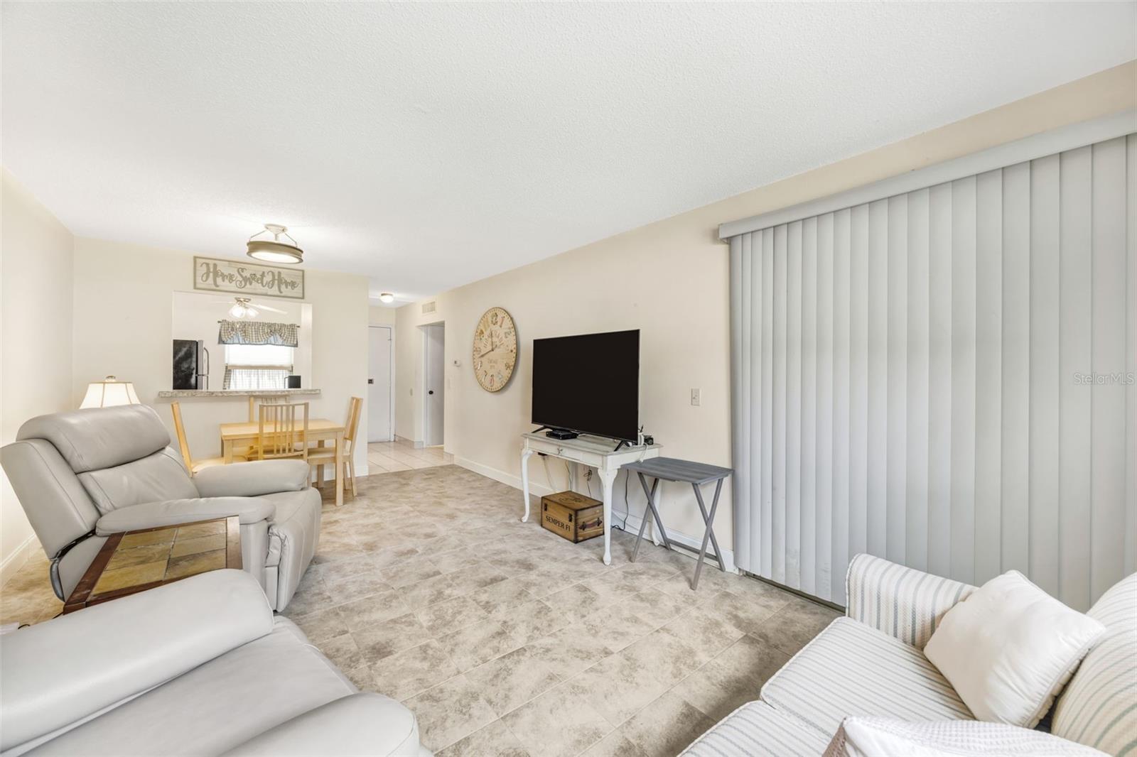 Image 10 of 40 For 1485 Feather Drive 1485
