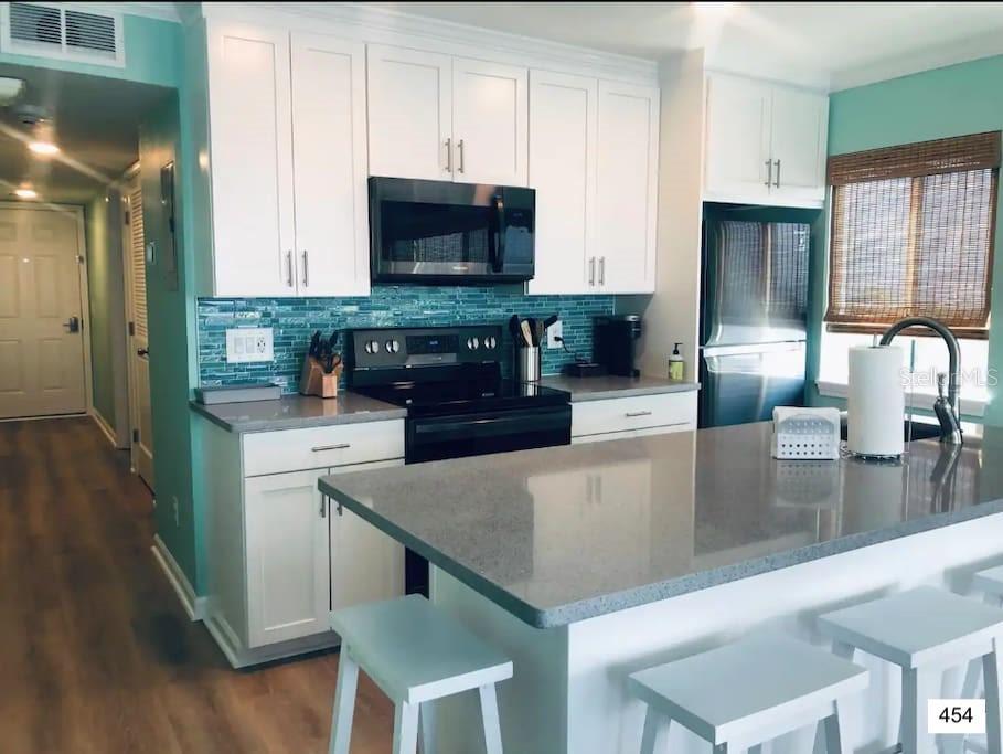 Image 37 of 100 For 2506 Rocky Point Drive 254, 301,