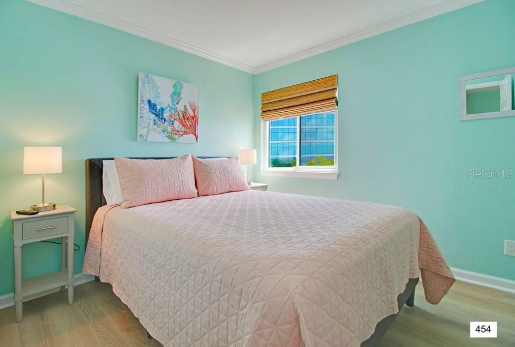 Image 38 of 100 For 2506 Rocky Point Drive 254, 301,