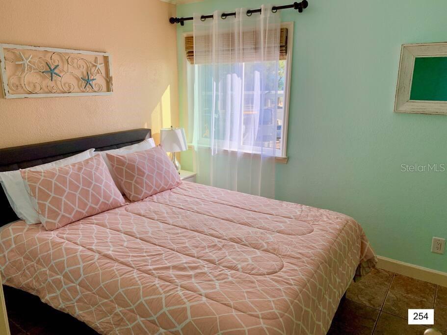 Image 4 of 100 For 2506 Rocky Point Drive 254, 301,