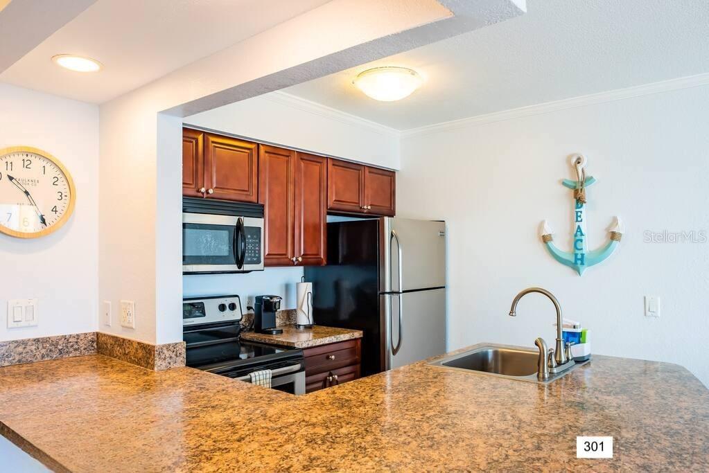 Image 49 of 100 For 2506 Rocky Point Drive 254, 301,