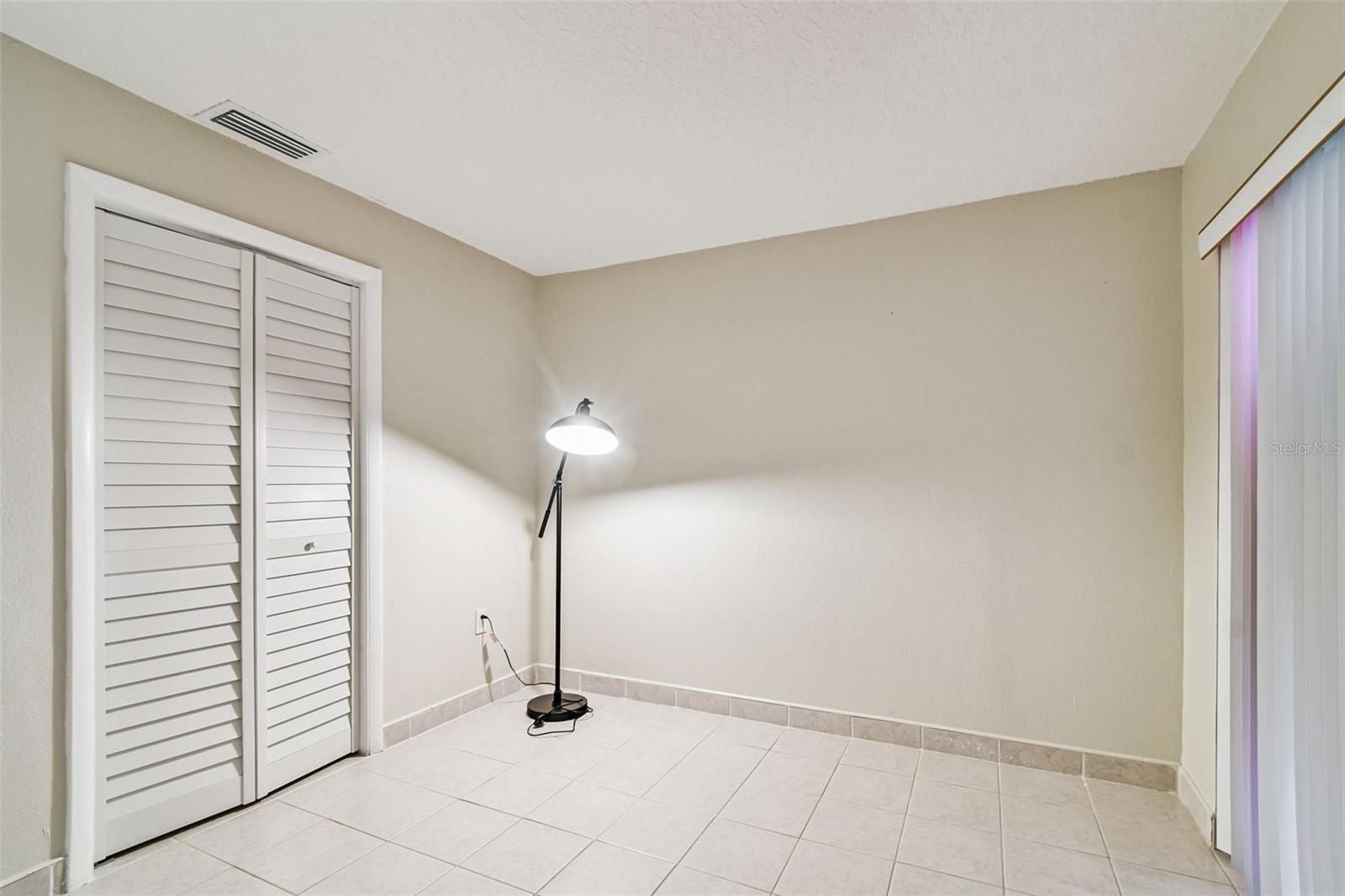Image 28 of 71 For 4557 Garnet Drive 203