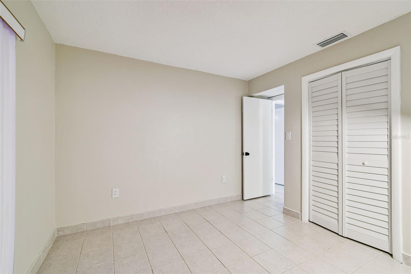 Image 29 of 71 For 4557 Garnet Drive 203