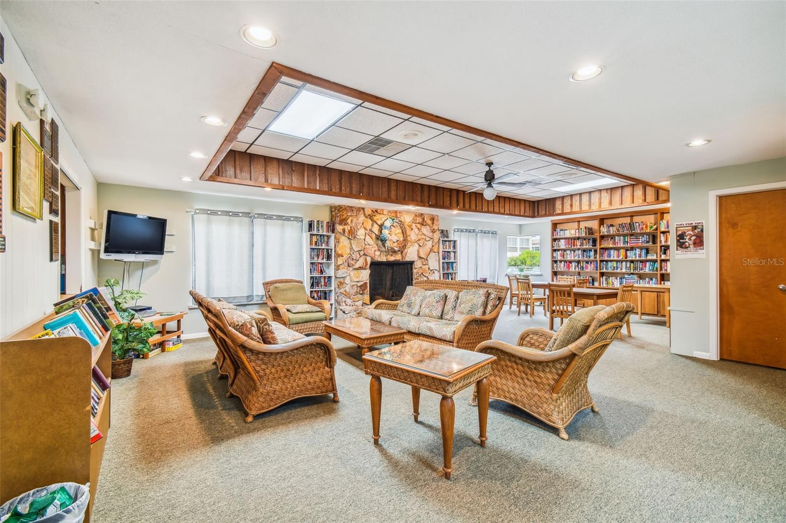Image 61 of 71 For 4557 Garnet Drive 203