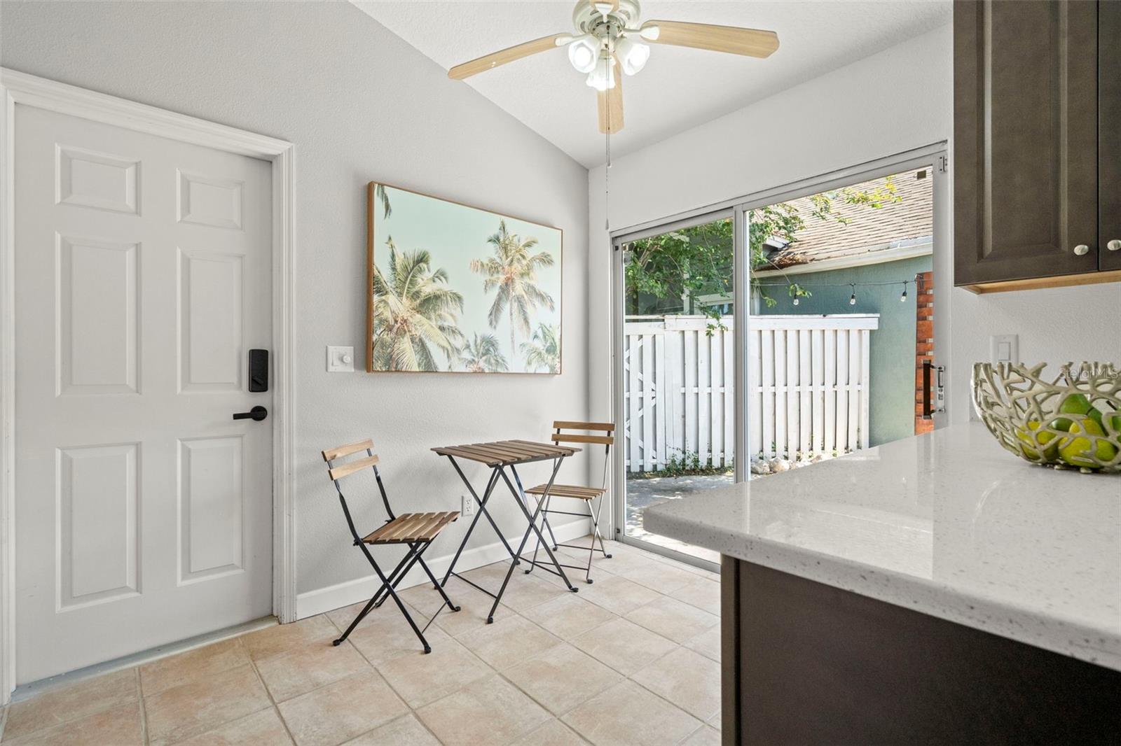 Image 16 of 41 For 500 Roxbury Drive