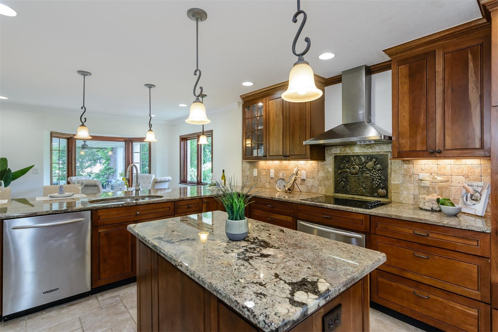 Image 16 of 73 For 2842 Quail Hollow Road W