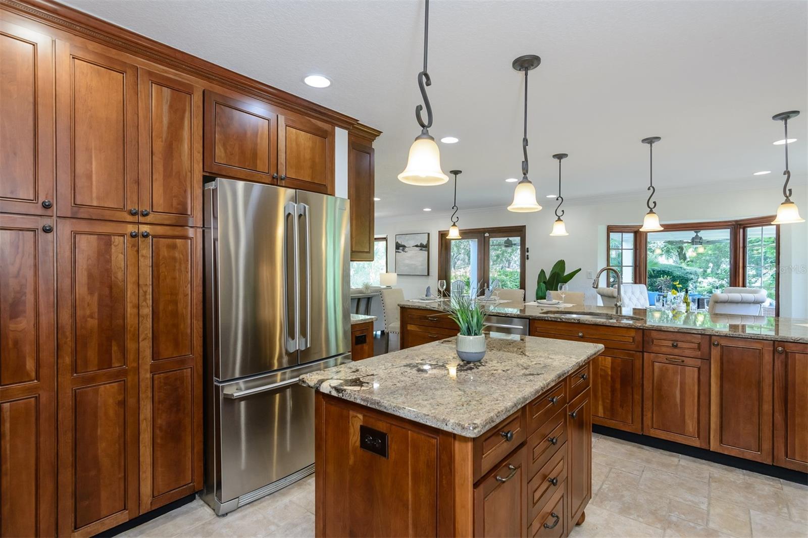 Image 17 of 73 For 2842 Quail Hollow Road W