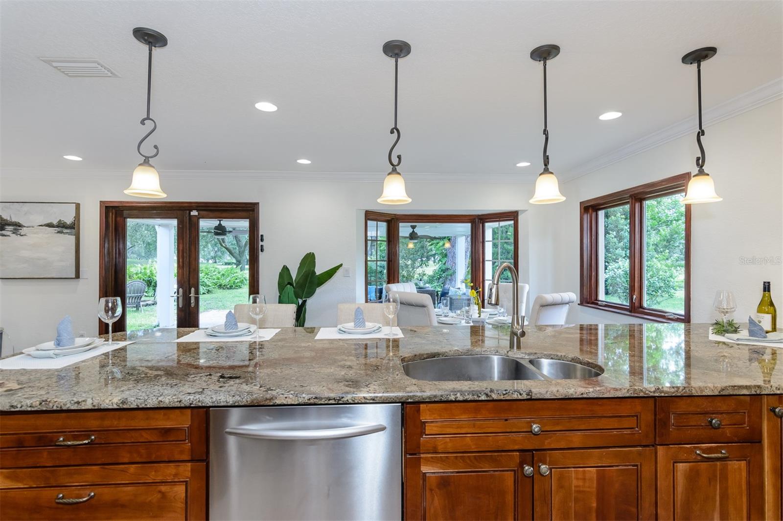Image 18 of 73 For 2842 Quail Hollow Road W